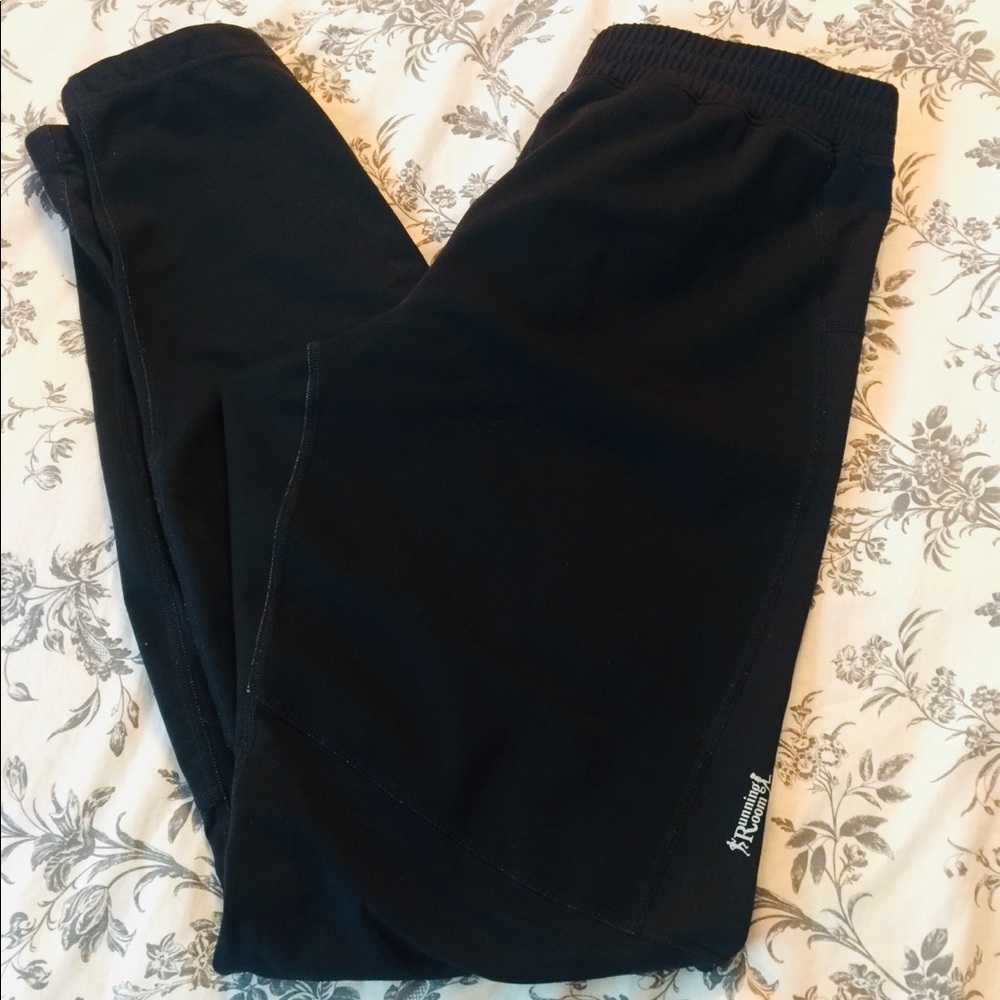 Running Room size medium pants
